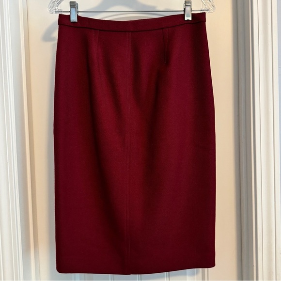 J Crew 2 Deep Red Maroon 100% Wool Pencil Straight Skirt Full Zipper Career - Picture 2 of 6